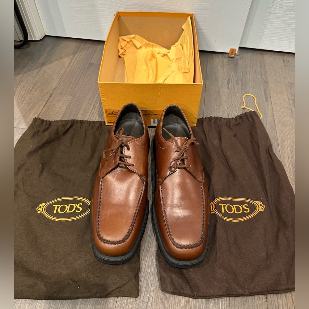 Tods brown leather shoes size 8.5 men’s